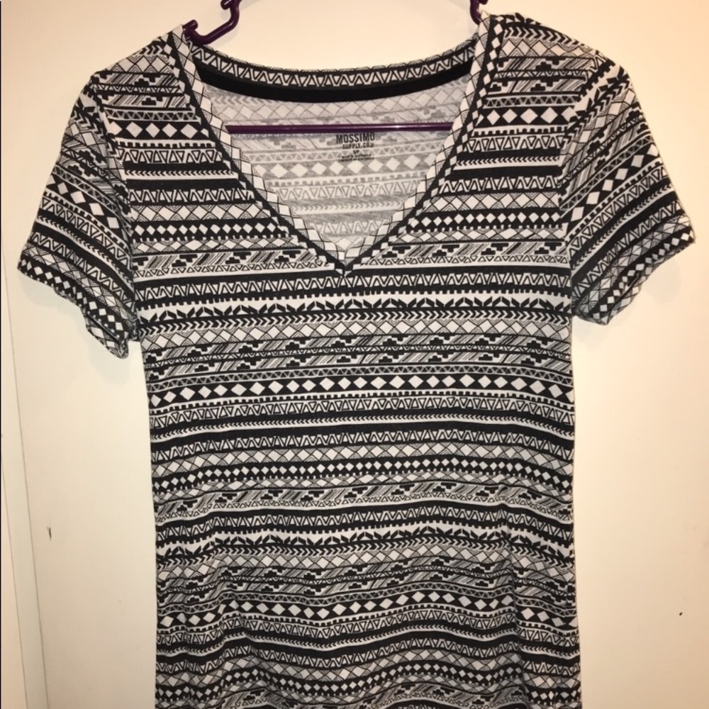 V neck T-shirt